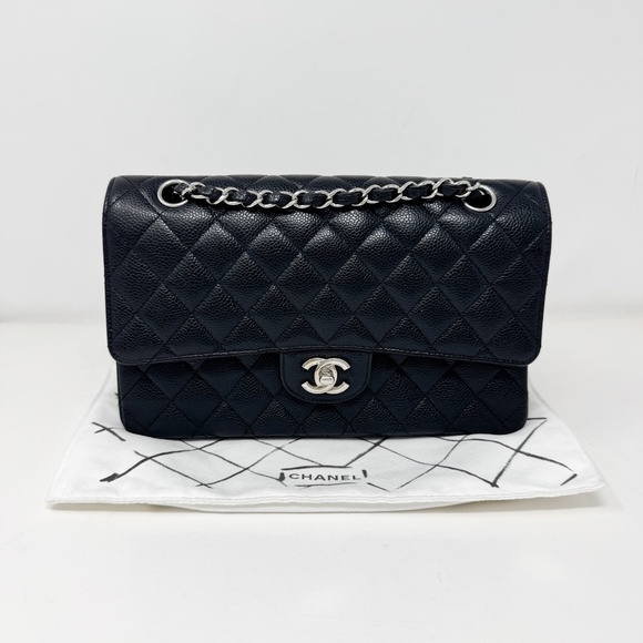 Chanel Classic Medium Caviar Double Flap bag - Picture 1 of 12